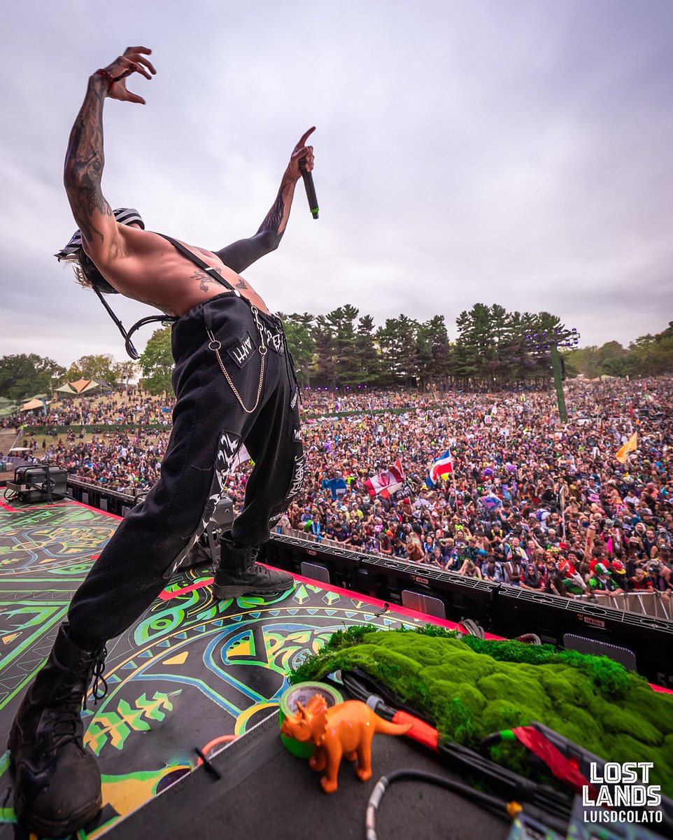 TONIGHT 👻 the man <a href="/Ghastly/">Ghastly</a> is back to spook #theparksac closing party 💥 $15/20 tix —&gt; fevo.me/ghastly

🎉 9:30pm-1:30am 💥 door tickets avail 🎉 opening sets by Zac black, Nay Jay
