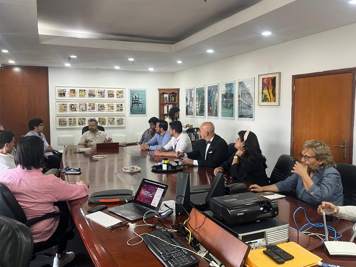 Pricing institute y Cavecom-e se unieron para llevar a cabo asesoría y formación profesional en estrategias de precios.
Con la finalidad de Concientizar a empresarios, gerencias y equipos sobre la importancia del precio en el éxito del negocio.
Agradecemos a José Mirabal
