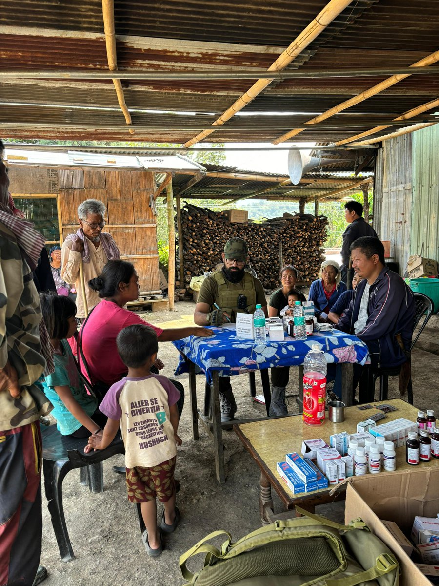 ASSAM RIFLES CONDUCTS MEDICAL CAMP FOR CHILDREN IN MANIPUR #AssamRifles conducted a medical camp for sick children in response to the distress calls made by villagers of Karam Vaiphei at Kangchup, #Manipur. The village had a severe outbreak affecting children and elderly. In