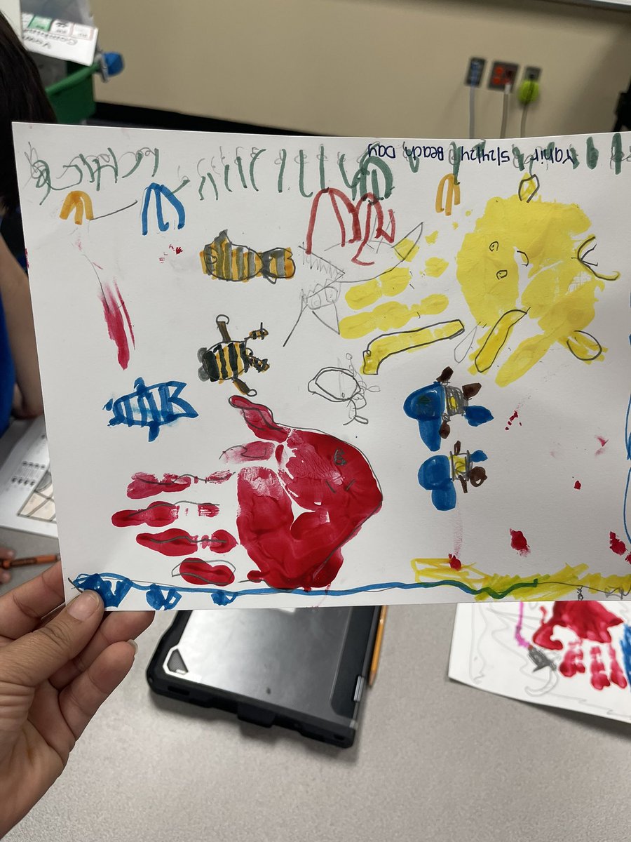 Ms. Román tweet media