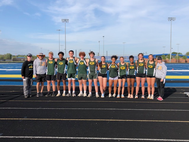 Congratulations to our Gator Track &amp; Field Class of 2024! Happy Graduation Day!🐊🎓#bethebest