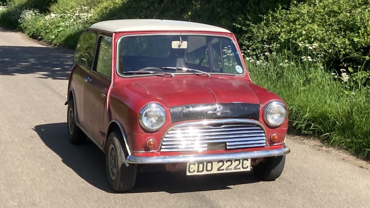 For Sale: 1965 Morris Mini Red Manual, 4 speed Right Hand Drive in... carandclassic.com/l/C1730829?utm… <<--More #classiccar #classiccarforsale #carandclassic