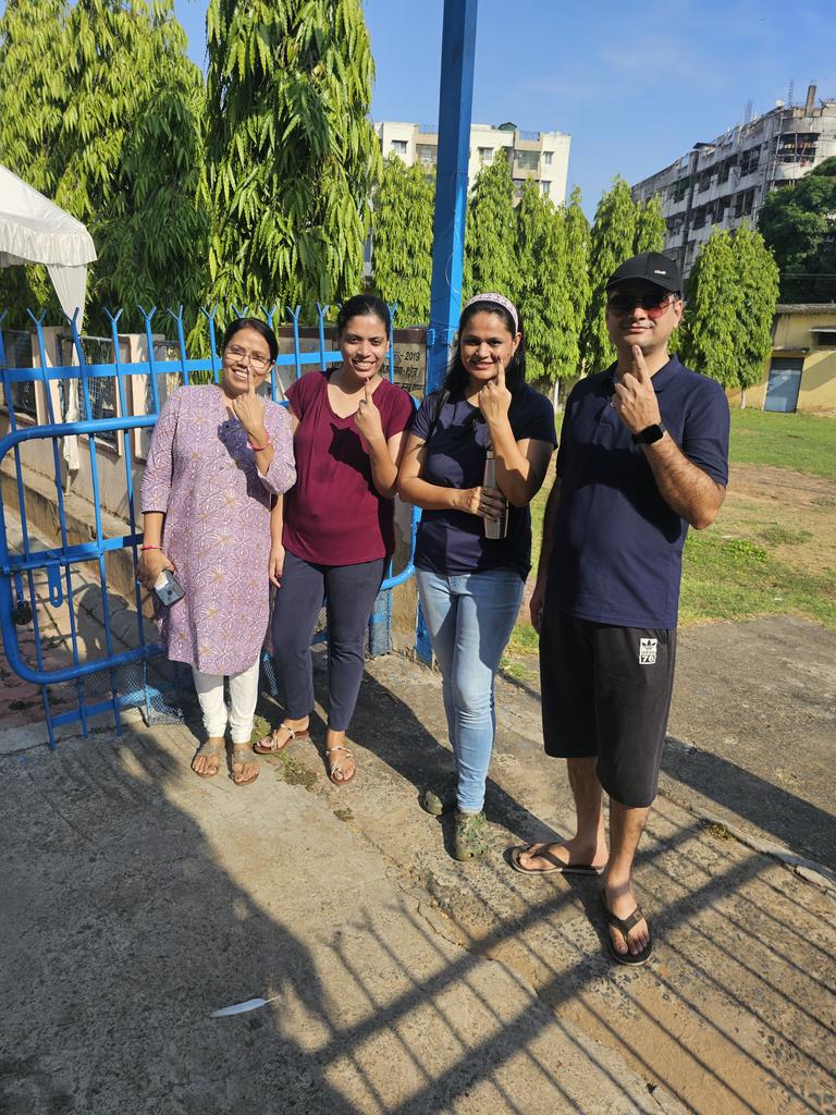 aparnarakhi1430's tweet photo. Got Inked @ceojharkhand @DCEastSinghbhum #votedforindia #vote #india https://t.co/l5YDug4IXg