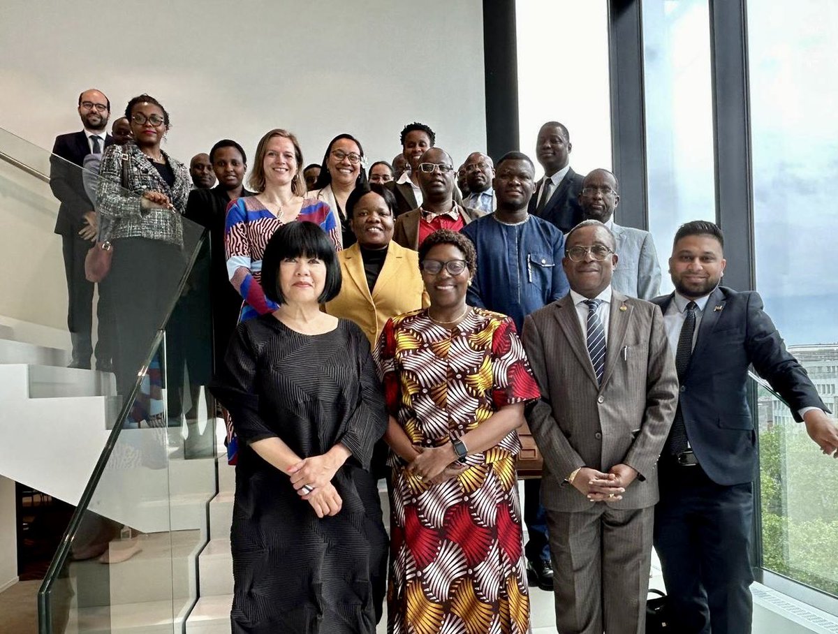 Spent a few days in Brussels engaging with key partners @EU_ENV, EESA, @EU_Partnerships and diplomats from the ACP region. Grateful for the warm reception and productive discussions. Special thanks to the dedicated @UNEP Brussels team for their outstanding support.