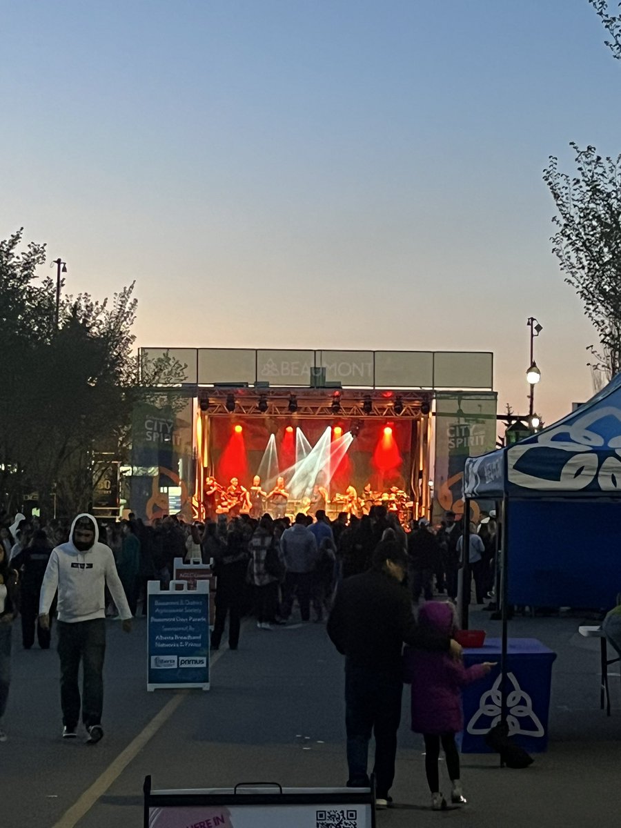 Dansimard55's tweet photo. Beaumont days ! 
#beaumontdays https://t.co/b2Uj1k4MDf