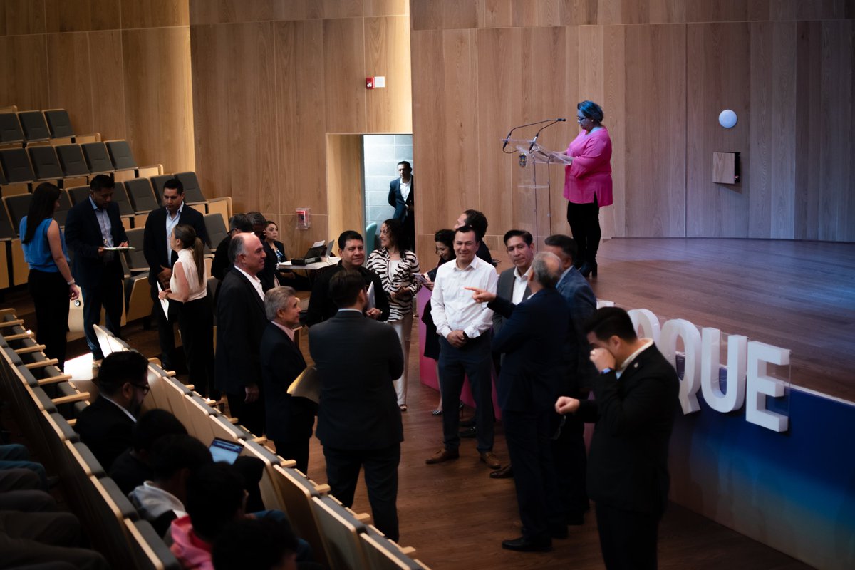 Hoy se celebro el Congreso de "Innovatech 2024 Tecnologías emergentes para la innovación" <a href="/bloqueqro/">BLOQUE</a>