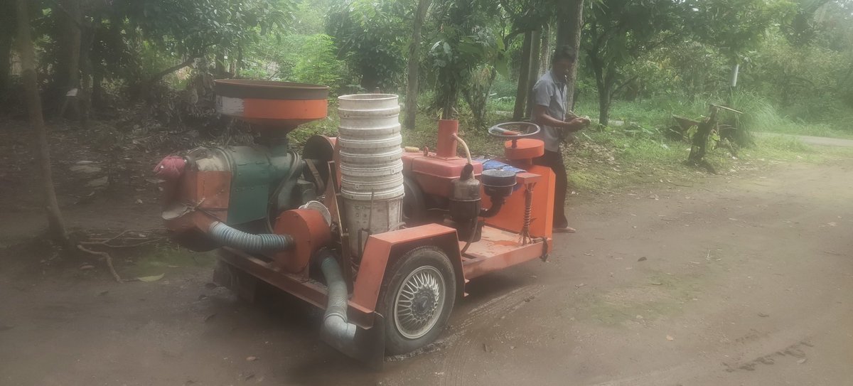 hadarmi_0's tweet photo. Jual cepat...heler roda tiga. 22 juta nego... https://t.co/5WyiExm2DO