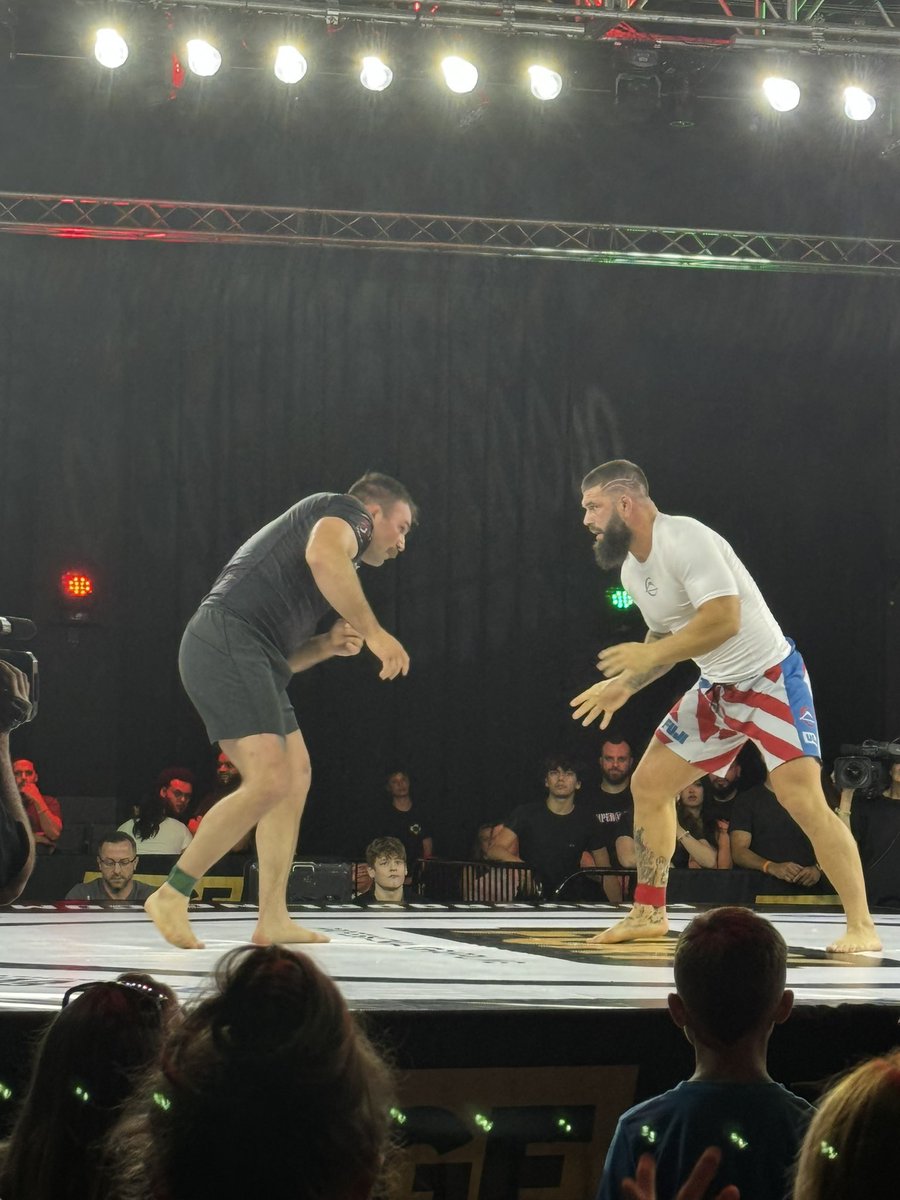 realkevink's tweet photo. One of The Best Grapplers in The Middleweight Division #UFC Andre Petroski with a Big Over Time Victory at #FuryPro10 https://t.co/7CKZ8zUpeM