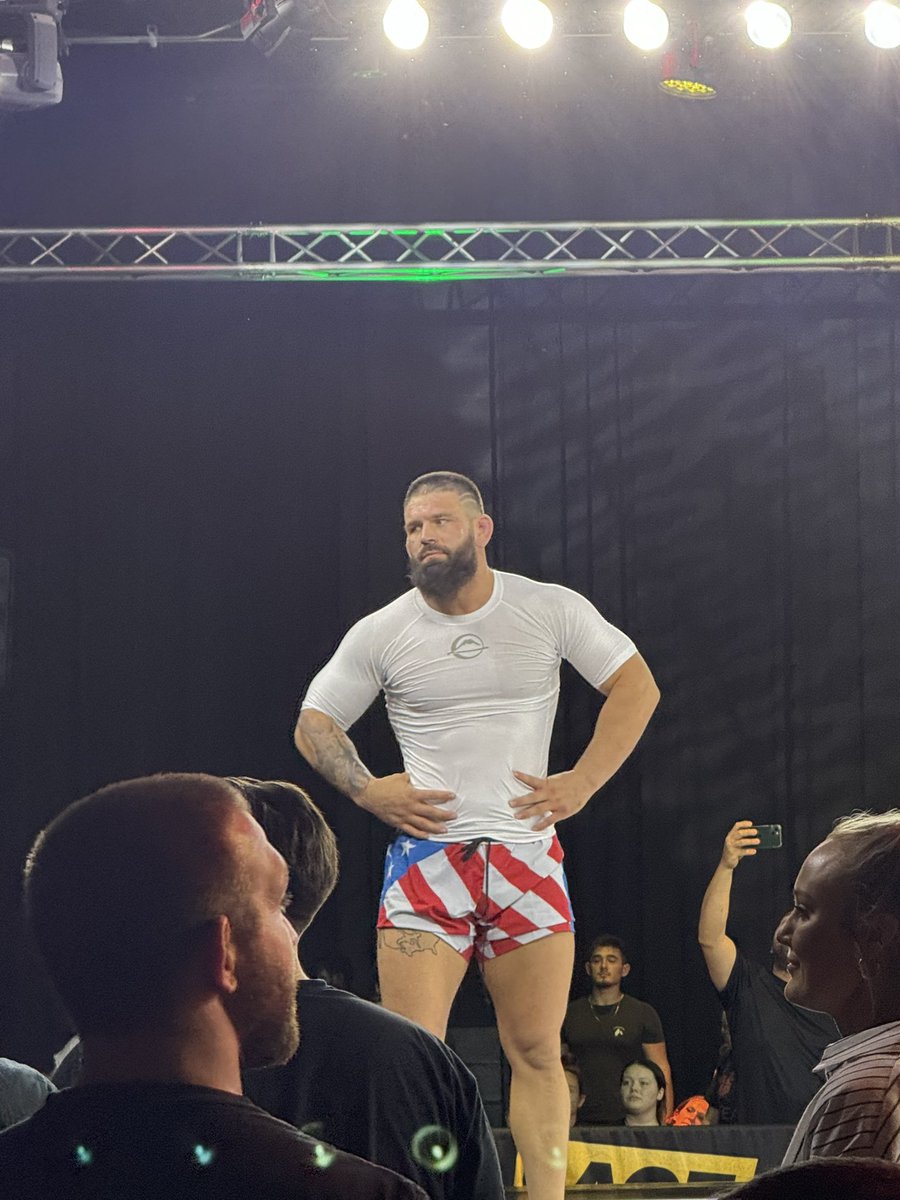 realkevink's tweet photo. One of The Best Grapplers in The Middleweight Division #UFC Andre Petroski with a Big Over Time Victory at #FuryPro10 https://t.co/7CKZ8zUpeM