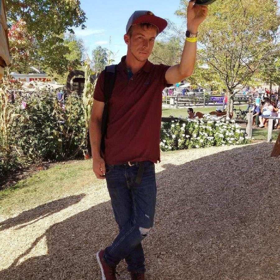 Critzz76 tweet media