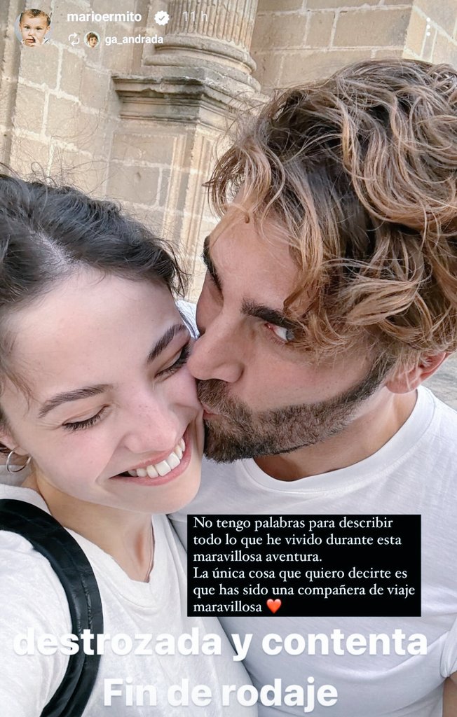 _JudithFlores's tweet photo. Siento como si hubiera sido ayer que comenzaron las grabaciones de la película y ya llegó a su fin 🥺 no puedo esperar a ver el increíble trabajo de Gaby y Mario como Judith y Eric. 
#PídemeLoQueQuierasLaPelícula 🎬💙 https://t.co/n1ng3q7C6c