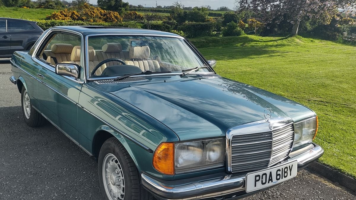 For Sale: 1982 Mercedes 280 Green Automatic, 3 speed Right Hand Dri... carandclassic.com/l/C1730676?utm… <<--More #classiccar #classiccarforsale #carandclassic