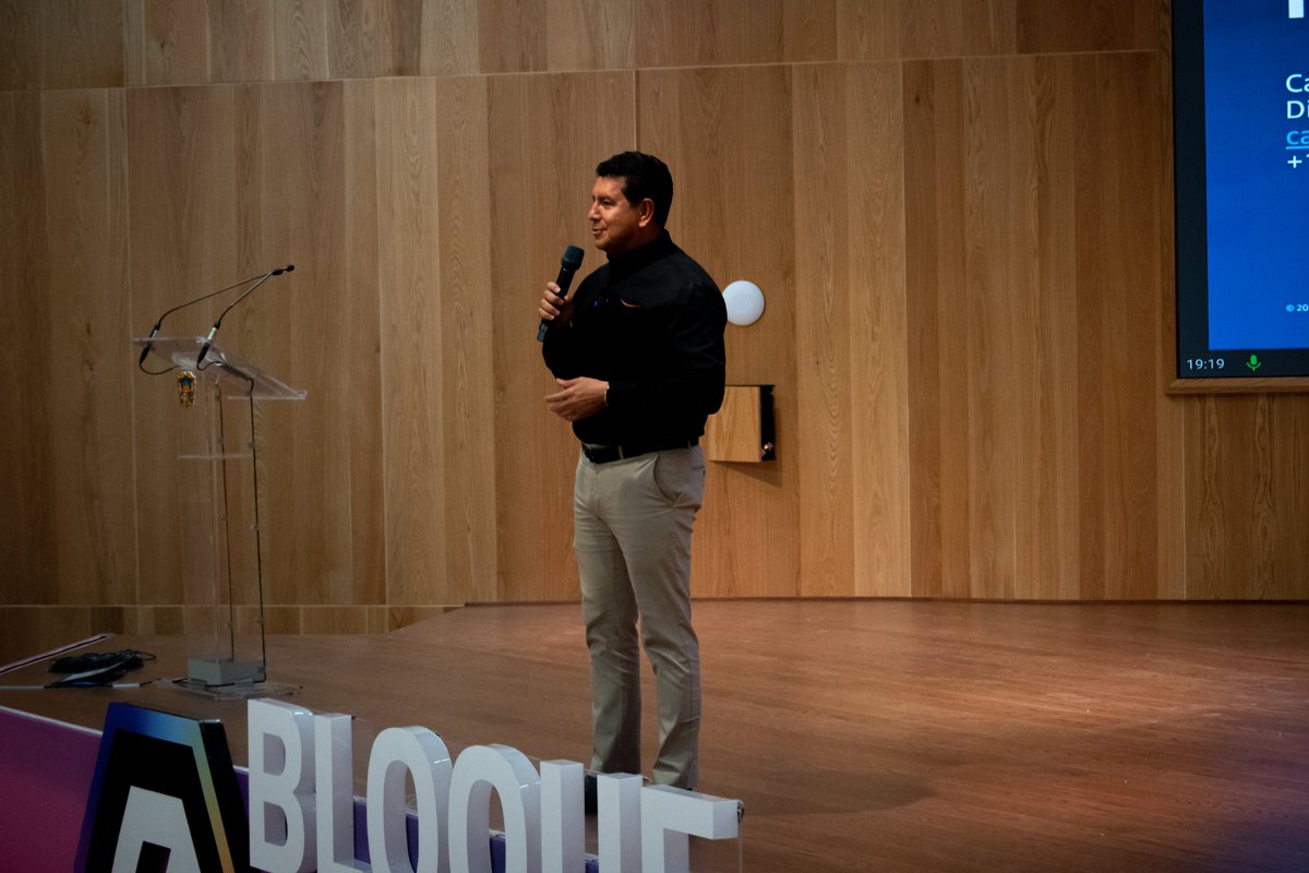 Plática por parte de el Ing. Carlos Gonzales Villegas <a href="/awscloud/">Amazon Web Services</a>