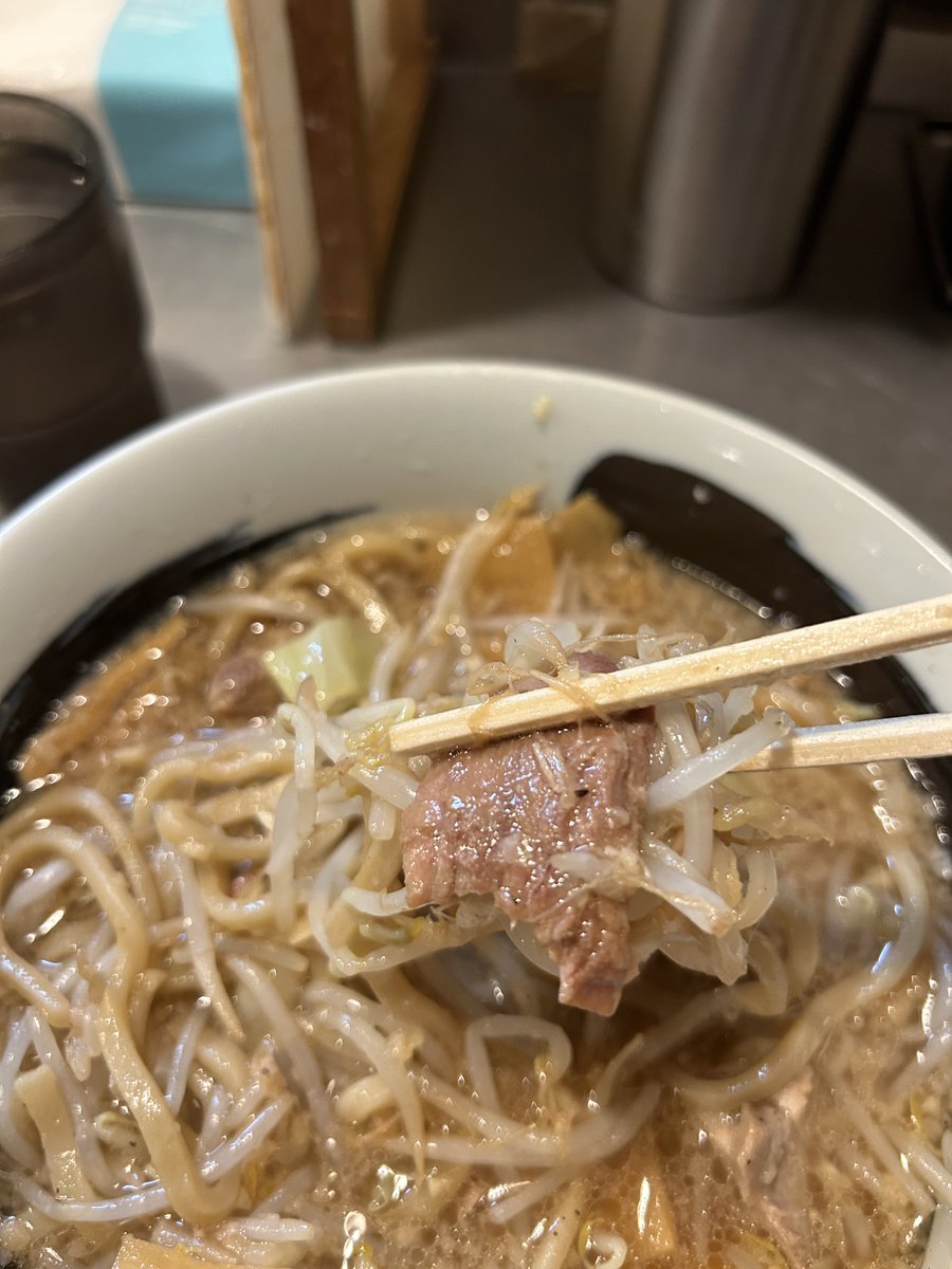 himawarihiro1's tweet photo. 今日のお昼は
らーめん天🍜😋
久しぶりに食べても
美味かった〜😊 https://t.co/DoG6Ly1kfN