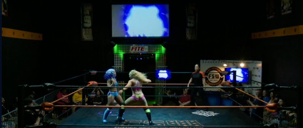 #LetItRide The Center of Attention @BrittnieBrooks 💖✨️ 🆚 @Mazzerati3 💙 Thrilling Match with soo many nearfalls but tonight's winner is Brittnie Brooks!!! 📸 @FSWVegas on TrillerTV