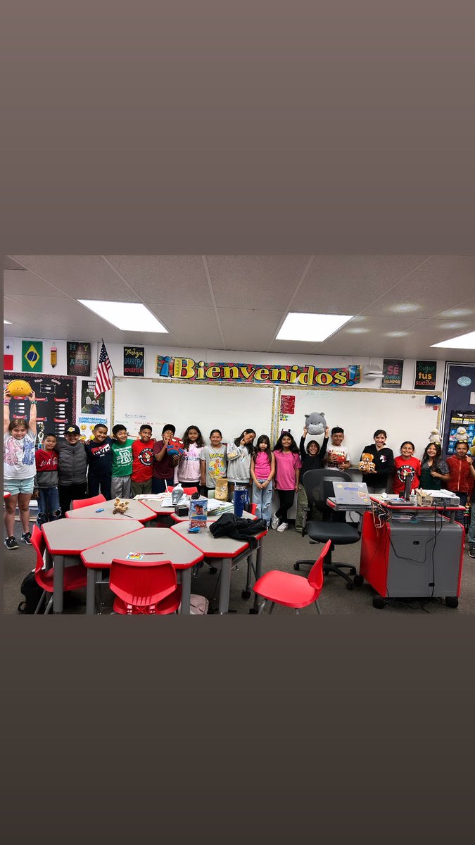 Year 4 is in the books! 📚 Going to miss this group of 4th graders. Many of which looped with me for two years. It was a crying fest at the end of the day today. Can’t wait to see what the future has in store for them. Bittersweet goodbye but that’s teaching! Proud teacher 👨‍🏫 🙏🏻