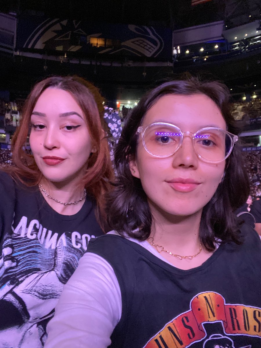 luengasval's tweet photo. 🩷🖤 Amazing night, thanks Eduardo! https://t.co/xK7CVPftyJ