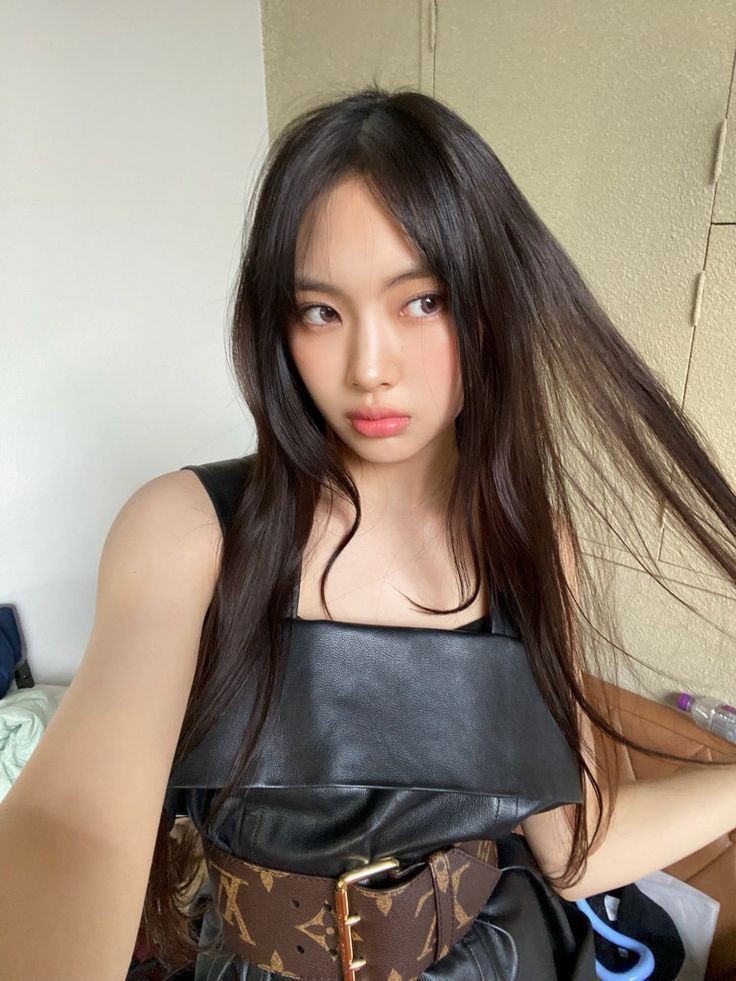 restarting !!

— call me mao

   ☆ she/her, filo 
   ☆ not new to #kpoptwt , #stantwt
   ☆ lf engene, bunnies, &amp; stay esp filo moots
   ☆ bardagol , interactive n maingay
   
♡ / rt  !! to spread, thankyousm