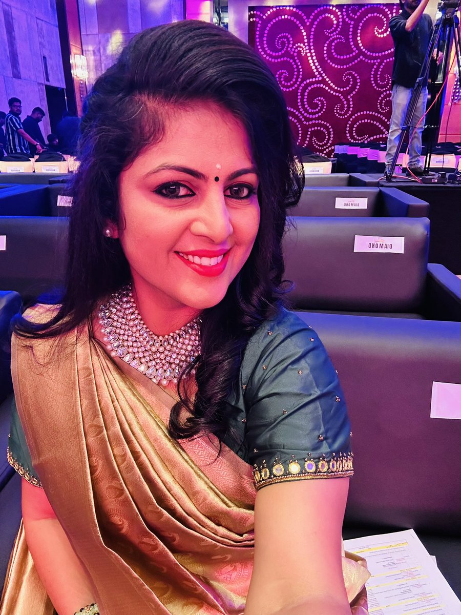 cynthiahema's tweet photo. Happy Hosting “ Tamilnadu Digital Summit 2024 “ ❤️

#hemarakesh #digitalcreator #digitalinfluencer #EventHost https://t.co/Yg6av0u9LG