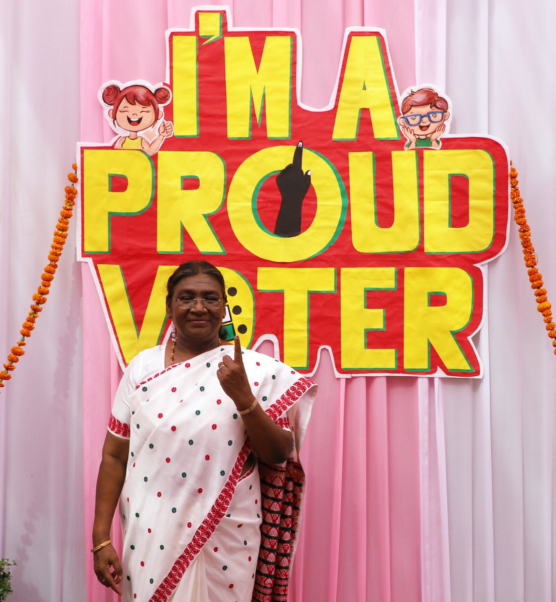 President Droupadi Murmu joined the queue and cast her vote at the polling station in Dr. Rajendra Prasad Kendriya Vidyalaya inside the Rashtrapati Bhavan complex. It is a pink booth managed by women staff.