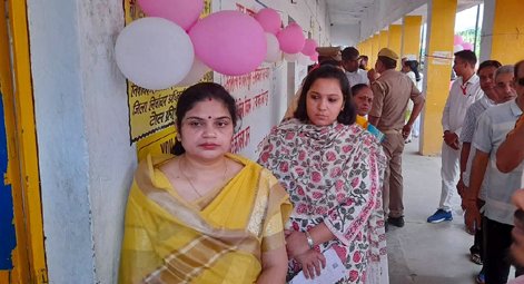 axis_metro16892's tweet image. यूपी में 14 सीटों पर 9 बजे तक 12.33 प्रतिशत वोटिंग: अंबेडकनगर सबसे आगे, सबसे कम फुलपुर में axismetro.in/?p=13079 #LSElection #UPvoting #14LSSeats  #AxisMetro