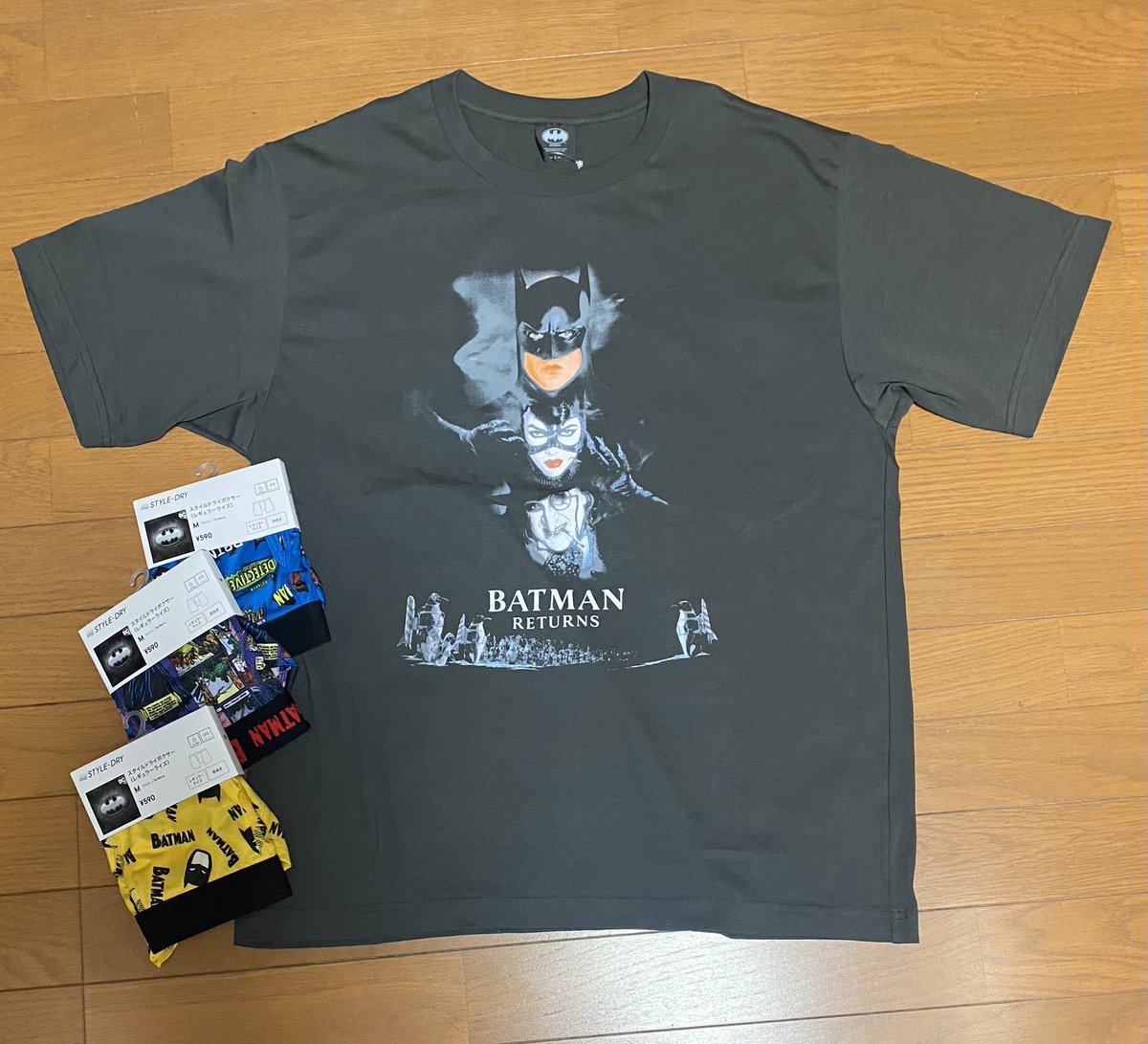 GUでバッツのリターンズTシャツとパンツ買ってきた🦇 #バットマン