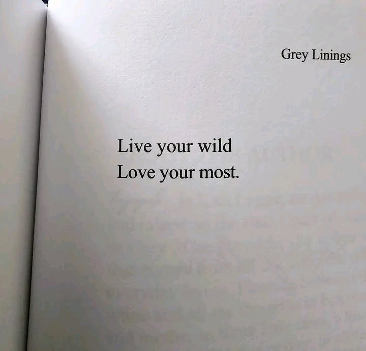 🩶 From my poetry book - Grey Linings 
#hergreyside