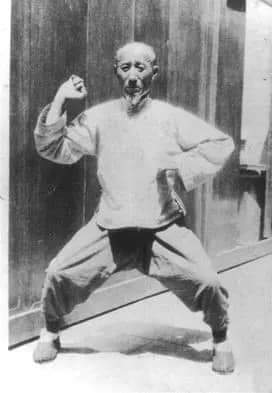 古い写真から📷️

強氏八極拳 強瑞清