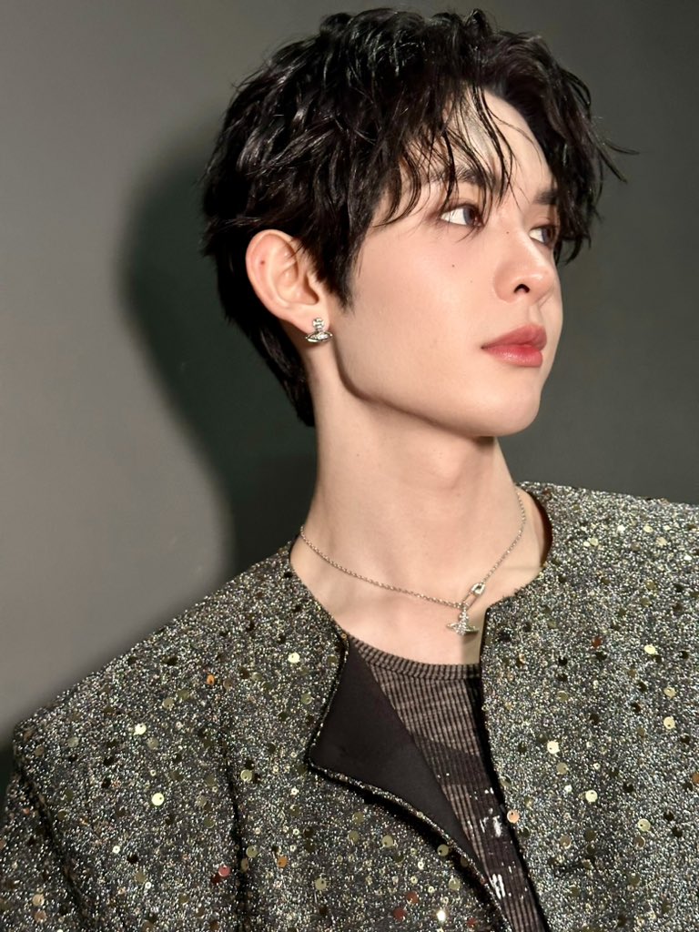 DomundiTV's tweet photo. “เจมส์” @Jamessu_w  พร้อมเจอกับทุกคนแล้วในงาน BEAUTIFUL ‘J'OURNEY FAN MEETING IN CHONGQING ✨

อย่าลืมส่งกำลังใจมาให้ “เจมส์” กันเยอะ ๆ น้าาา 🫶🥰

#JamesFanMeetingInChongQing https://t.co/ZbdjnOmTcb