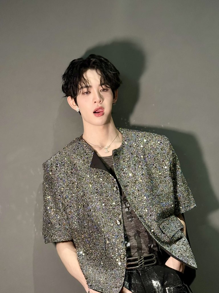 DomundiTV's tweet photo. “เจมส์” @Jamessu_w  พร้อมเจอกับทุกคนแล้วในงาน BEAUTIFUL ‘J'OURNEY FAN MEETING IN CHONGQING ✨

อย่าลืมส่งกำลังใจมาให้ “เจมส์” กันเยอะ ๆ น้าาา 🫶🥰

#JamesFanMeetingInChongQing https://t.co/ZbdjnOmTcb