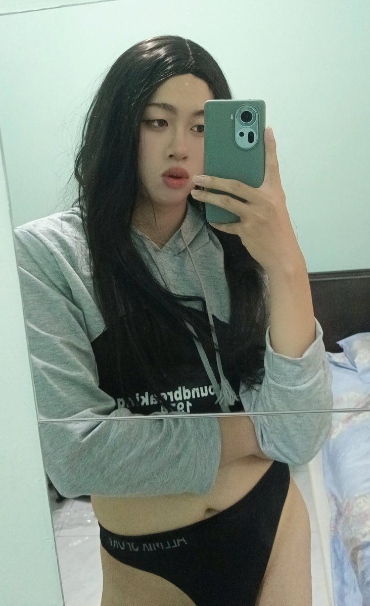 Yuki_cd12959's tweet photo. 熱到快融化了🫠
#偽娘 #crossdresser #女装 https://t.co/d424uK0sb3