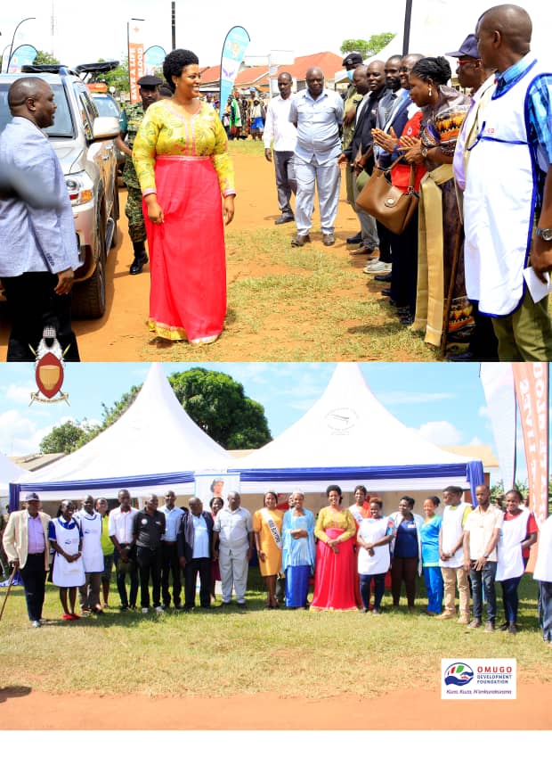 BUNYORO QUEEN OPENS HEALTH CAMP IN KAKUMIRO DISTRICT The Queen of Bunyoro-Kitara Kingdom Omugo Margaret Karunga Adyeeri yesterday opened a health camp at Kakindo health centre IV in Kakumiro district.