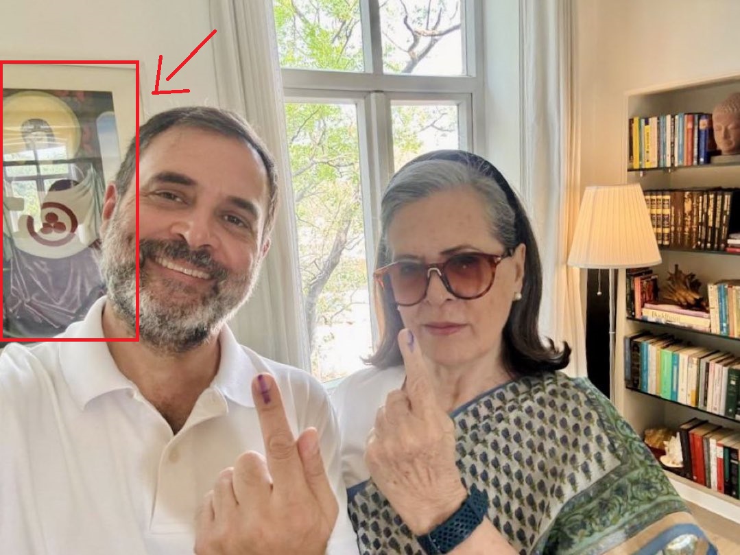 Bramhin Rahul Gandhi has a photo of the Christian religion in his home!
