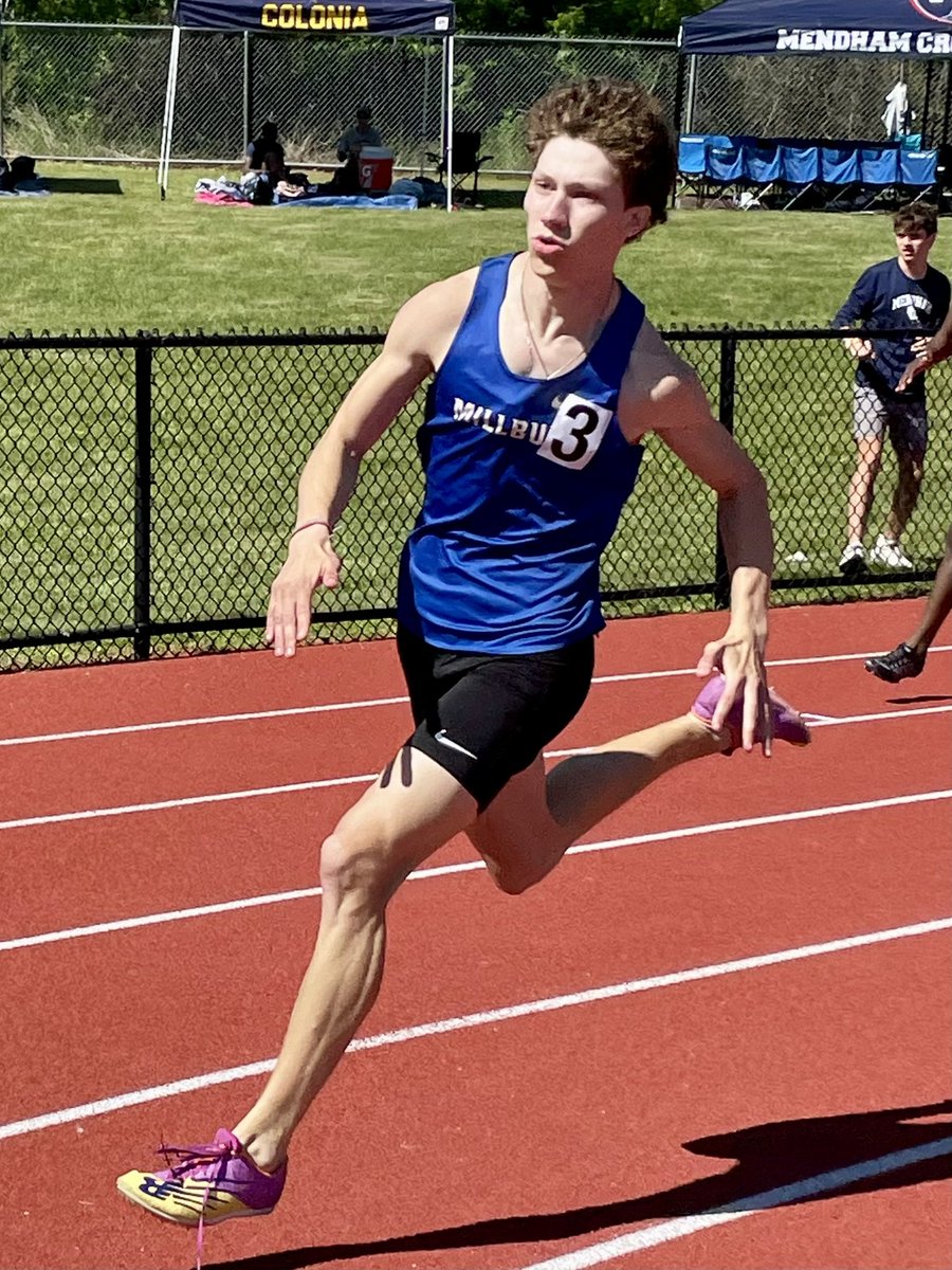 Liam Kelly is the 400m North 2 Group 3 CHAMPION🥇 with a PR of 49.07!!!! 🔥 
<a href="/njmilesplit/">MileSplit New Jersey</a> <a href="/millburnschools/">Millburn Schools</a> <a href="/MHSmillers/">Millburn Athletics</a>