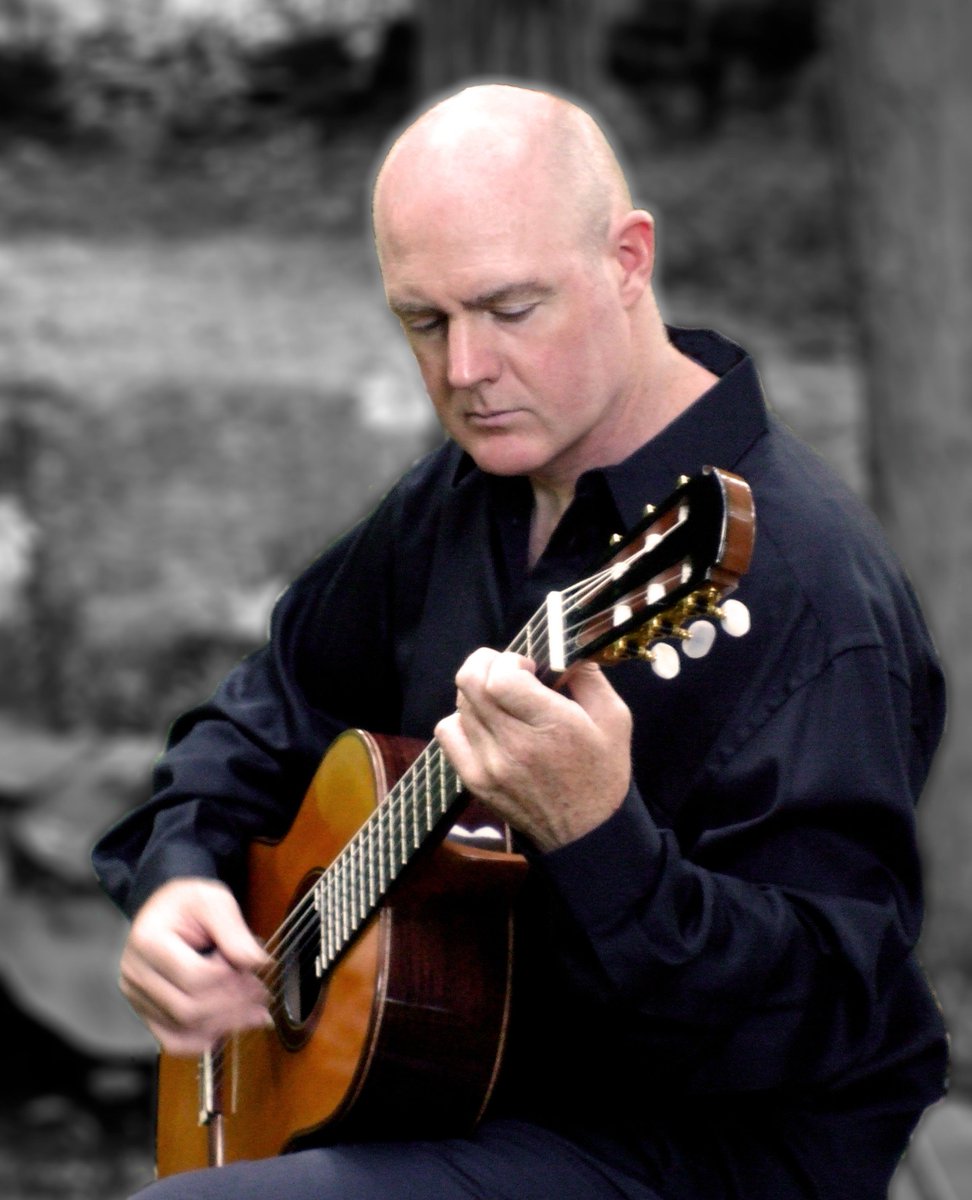 The Museum is hosting a pop-up performance from James Marron next Thursday, June 6th from 6-7. James is a classical guitarist and composer who currently teaches as a Guitar Instructor at The College of Wooster and The University of Akron, OH.

#akron #akronartmuseum @uakron