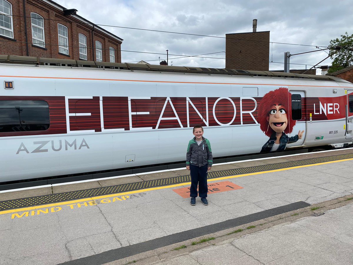 My son has finally seen his favourite <a href="/LNER/">London North Eastern Railway</a> train today at Doncaster, he was very happy 😁 <a href="/alts1985/">Ashley Smith</a>