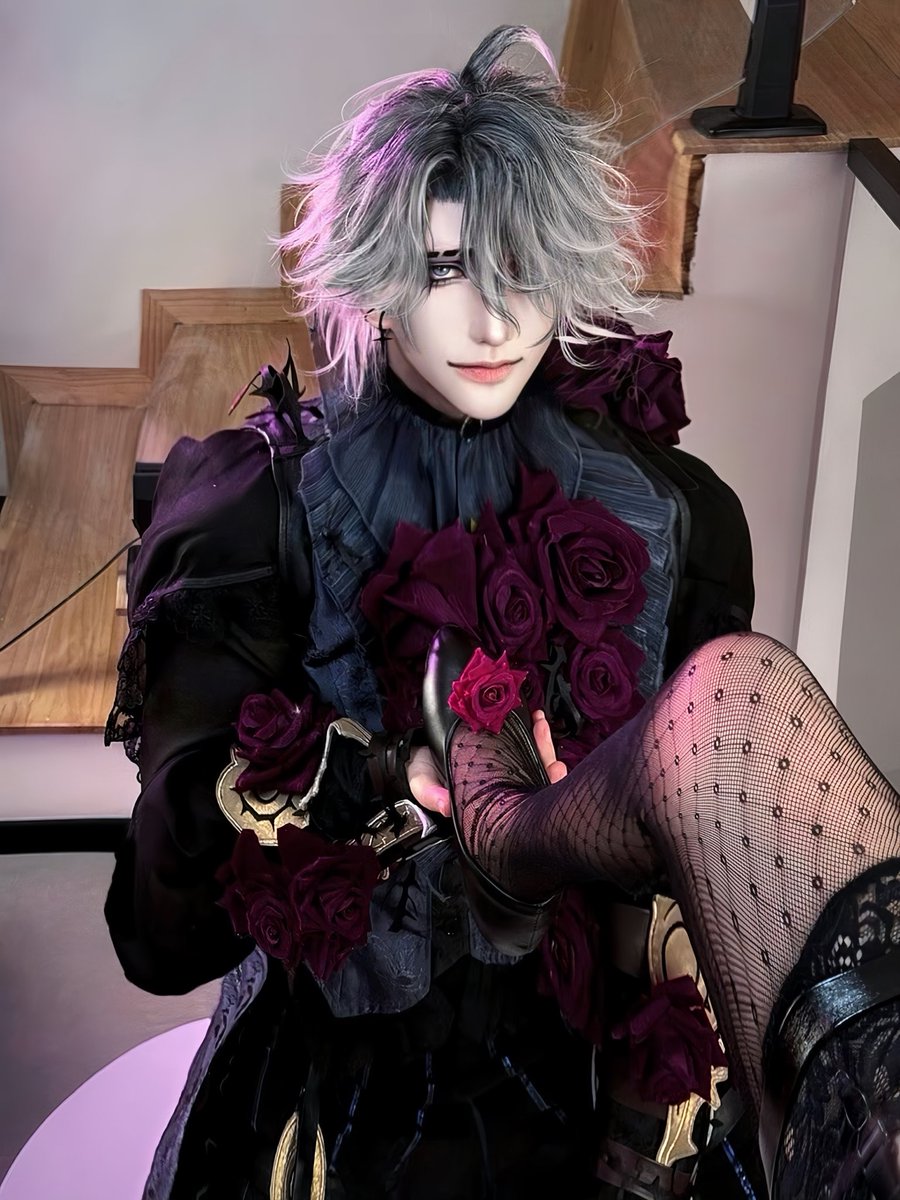 “她是最适合他的医生，他也是只属于她的实验品” 
#cosplay #第五人格 #心理学家长夜 #病患星辰 #心患 #identityv #adamesmer #emil https://t.co/IlCXzxDGE5