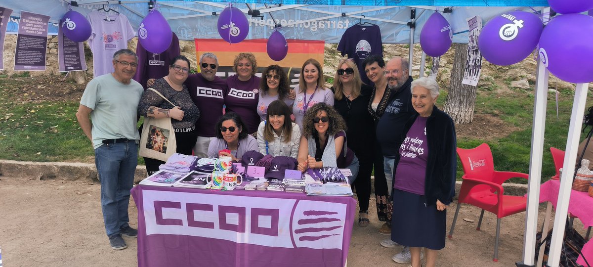Gràcies a totes les que heu passat una estona avui pel #CampdeMart al #TetaFest de #Tarragona.
Hem debatit i reflexionat sobre la corresponsabilitat en la nostra societat.
Actes així ajuda a fer visible les desiguaitats que patim per només ser dones.
<a href="/DonesCCOOCat/">Dones CCOO</a> <a href="/ccoocatalunya/">CCOO de Catalunya</a>