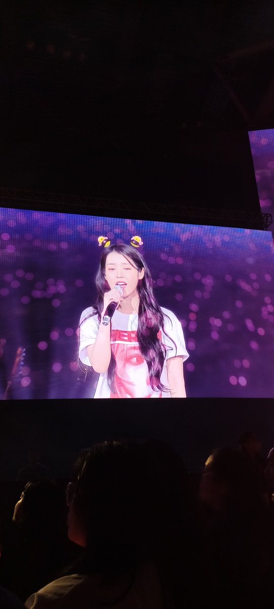 uaenacrossing's tweet photo. I don't know what to post first. The fact that IU wore the duck clips I made for her or the fact that I got engaged during Love Wins All! 
BEST NIGHT EVERRRR!!! 😭😭😭 https://t.co/jPAxeFfaCi