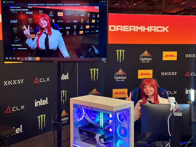 LIVE AT DREAMHACK https://t.co/3OYWY6COwo