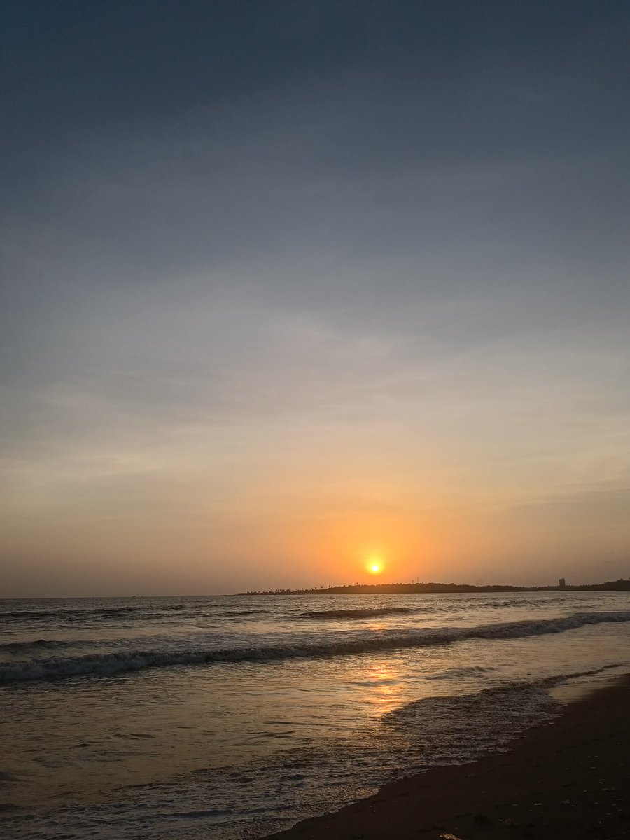itsarieshere's tweet photo. Beach Therapy 🔆⛱️🌊 https://t.co/bTN6drOF7D