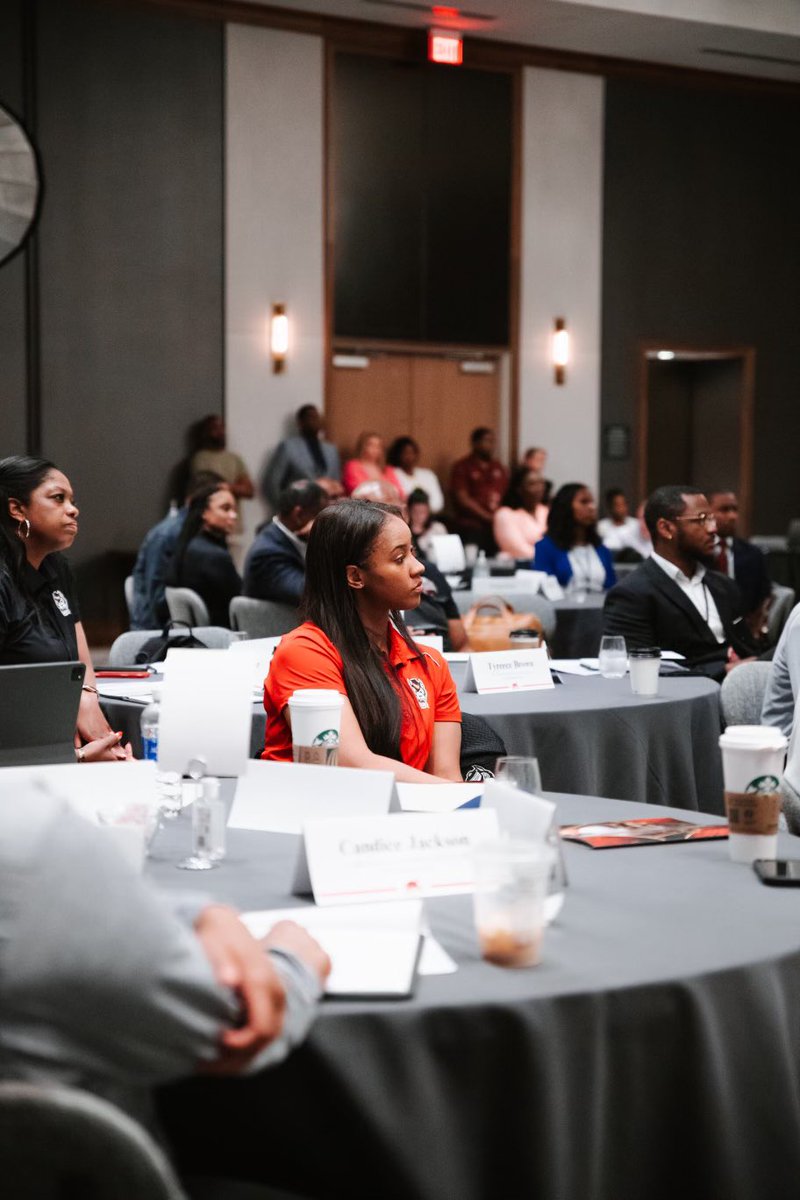 CoachBritMorris's tweet image. Thanks @LeVelleMoton and Mike Tomlin for the opportunity to attend @NextUpCoaches event . An amazing experience for growth and professional development. I learned so many nuggets & received great feedback! I appreciate all the speakers who poured into us as well! Truly grateful!