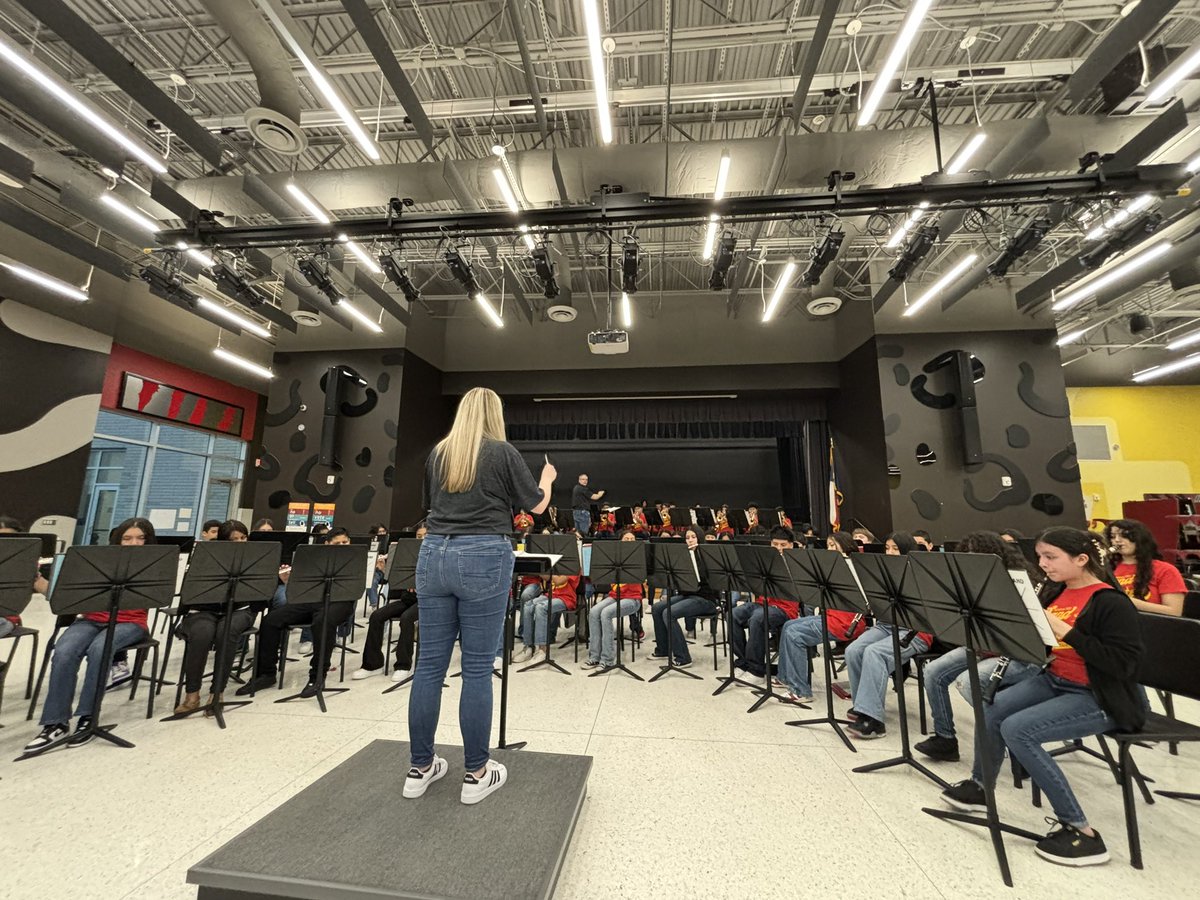 Megan Finstad tweet media