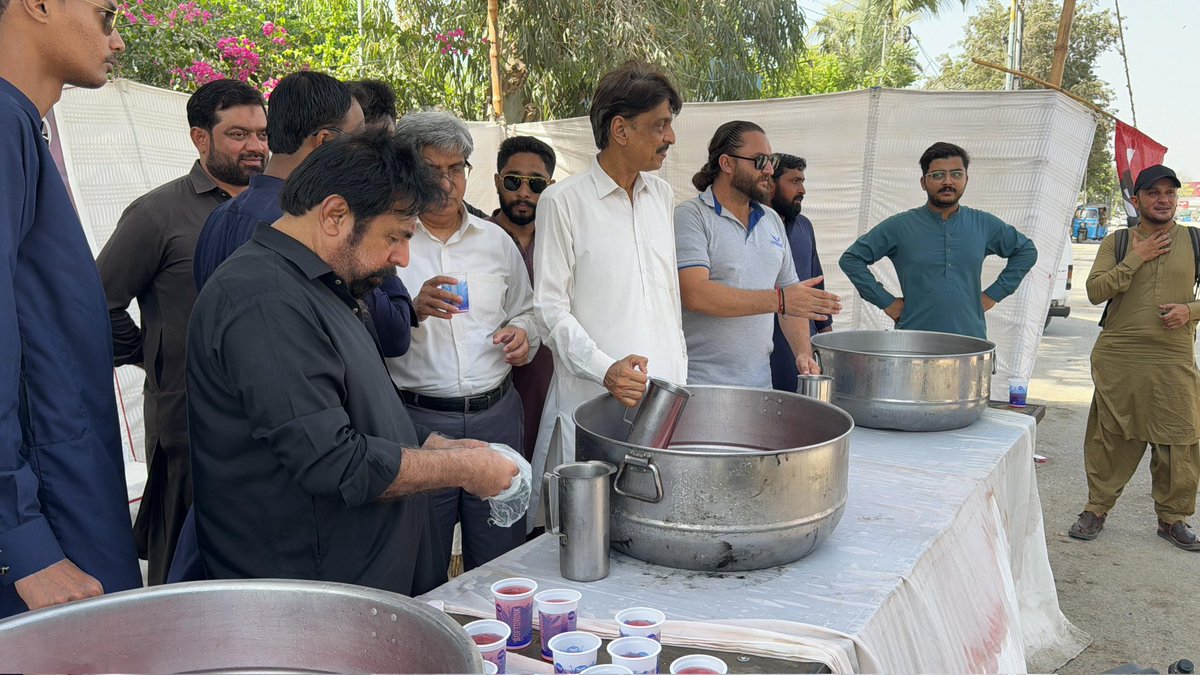 AkbarGilgiti5's tweet photo. Visited Heat Stock Camp organized by Jeyala PSF  Syed sad Ali shah Raza Qadri Danial outside Technical Board well done PSF such a Team work thanks to Convinear PPP District East Bro Asif khan for join us
@BBhuttoZardari @AseefaBZ @SaeedGhani1 @murtazawahab1 @WaqarMehdiPPP1 https://t.co/TNBln05AvA
