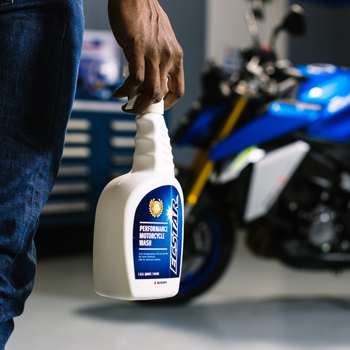 Keep your Suzuki clean and fresh with ECSTAR Motorcycle Wash. 

Learn more at: store.suzukicycles.com/p/ecstar-motor…

#Suzuki #SuzukiCycles #ECSTAR