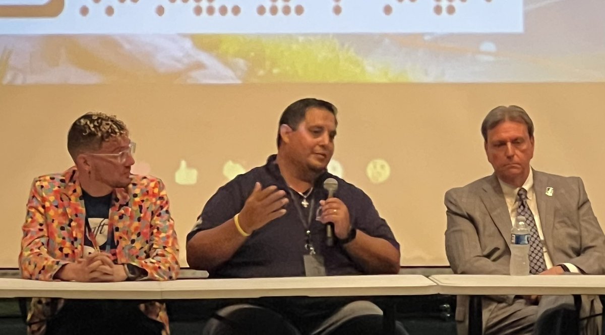 Andrea Brainard tweet media