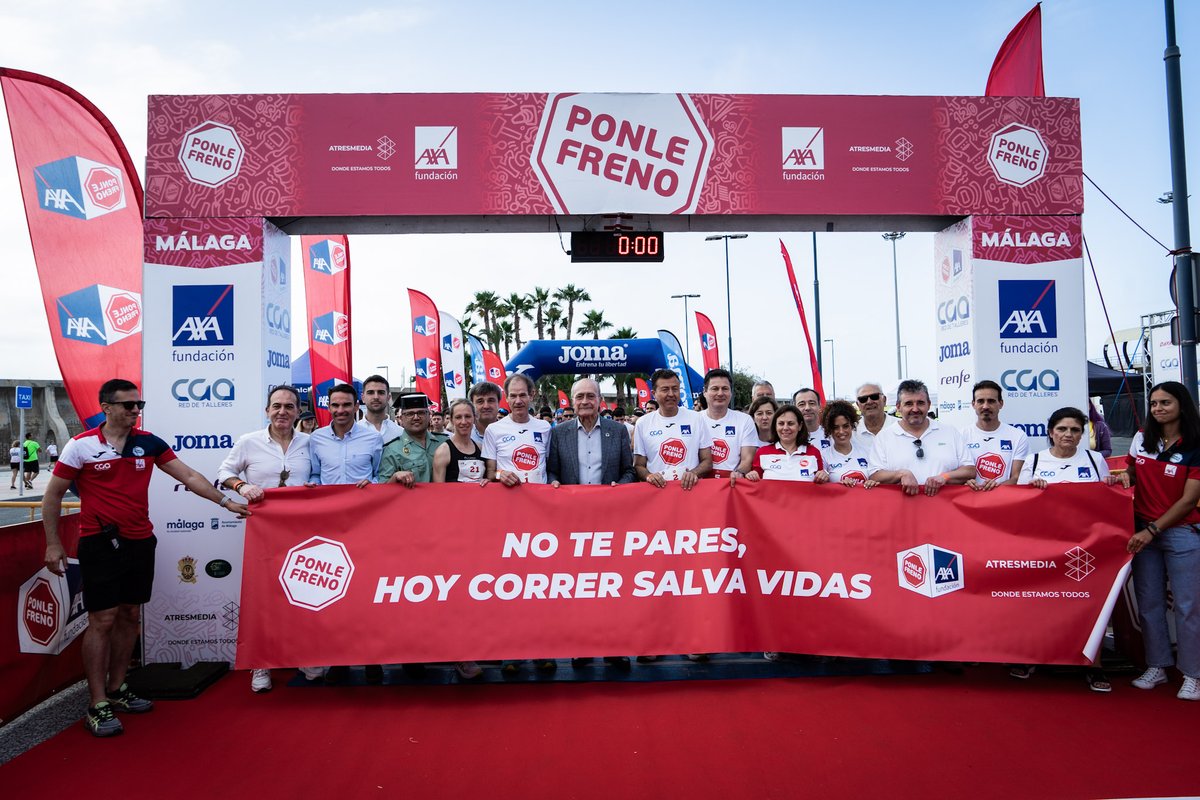 El alcalde, <a href="/pacodelatorrep/">Paco de la Torre</a>, junto al concejal de Seguridad, <a href="/AvelinoPP/">Avelino Barrionuevo</a>, ha presenciado esta mañana la prueba del Circuito de <a href="/CarrerasPF/">Carreras Ponle Freno</a> que ha tenido lugar en la ciudad, organizada por <a href="/atresmediacom/">Atresmedia Comunicación</a> en colaboración con <a href="/FundacionAXA/">Fundación AXA</a>.