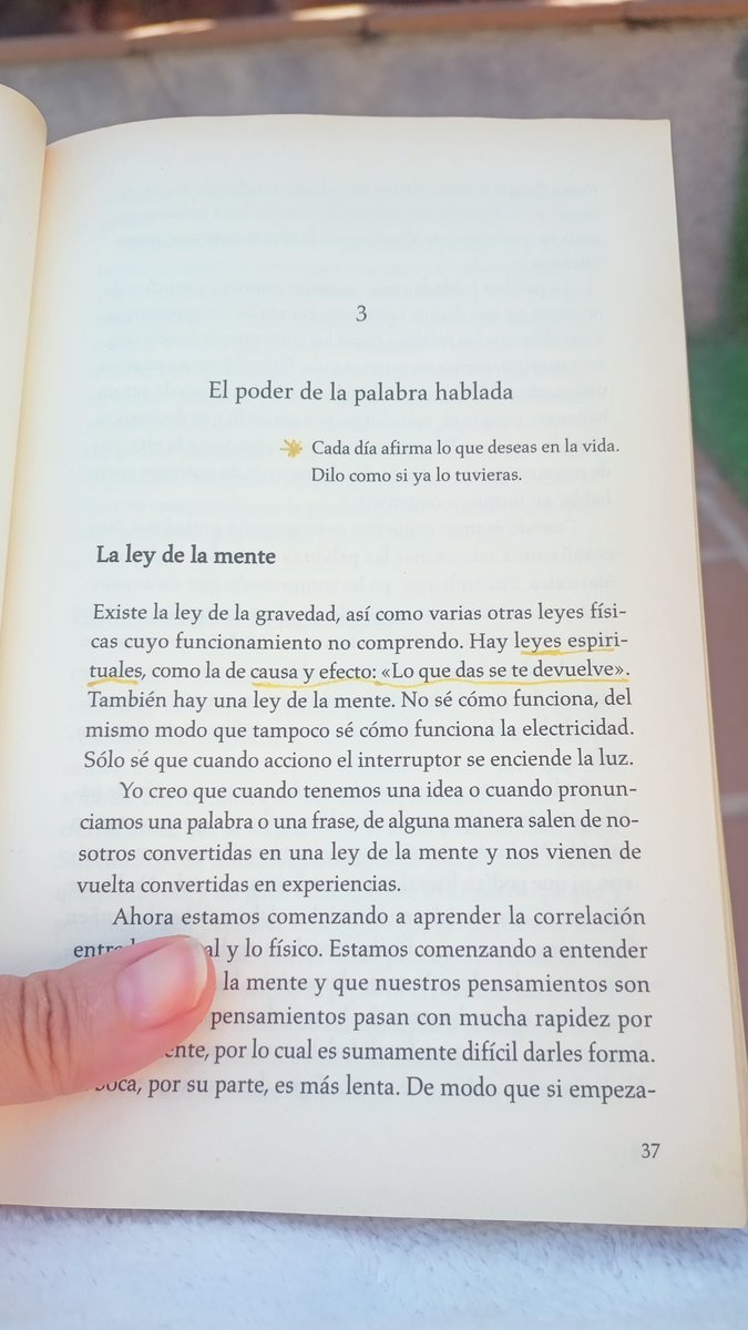 g_gemanico's tweet photo. Releyendo... https://t.co/SX7SZeI8s4