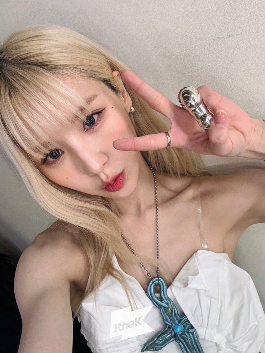 everymoonstep's tweet image. 히뭉이님 이번 활동 초미녀셀카 너무 짱이셔😻😻😻