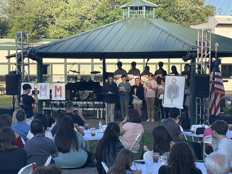 CresskillMSHS's tweet photo. The Music Department's Cabaret Night event was a picture perfect evening! Congratulations to the newly inducted Tri-M Honor Society students! 🎶👏🐾 https://t.co/1irZUfPL0f